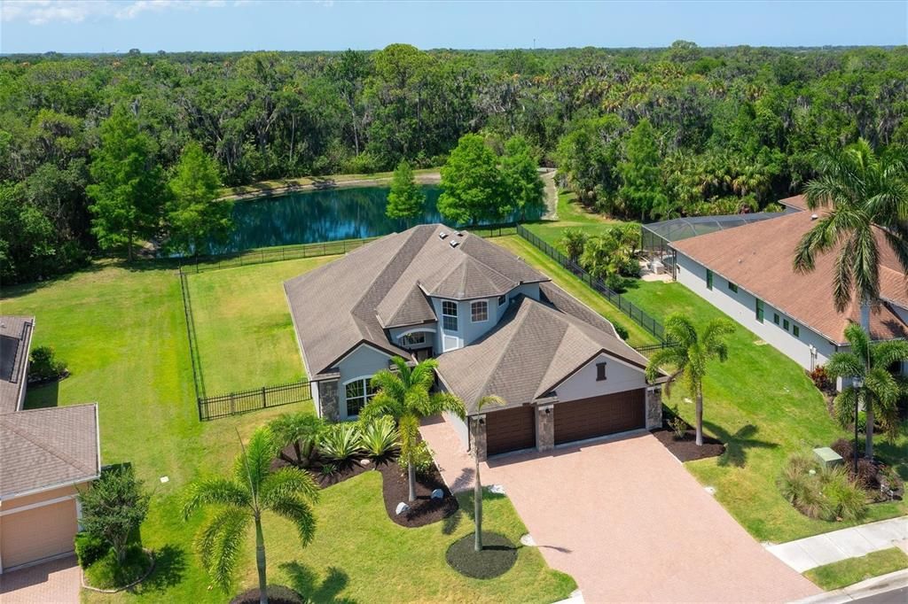 Huge rear yard with lake and preserve views