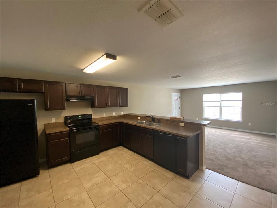Recently Rented: $1,349 (2 beds, 2 baths, 1049 Square Feet)