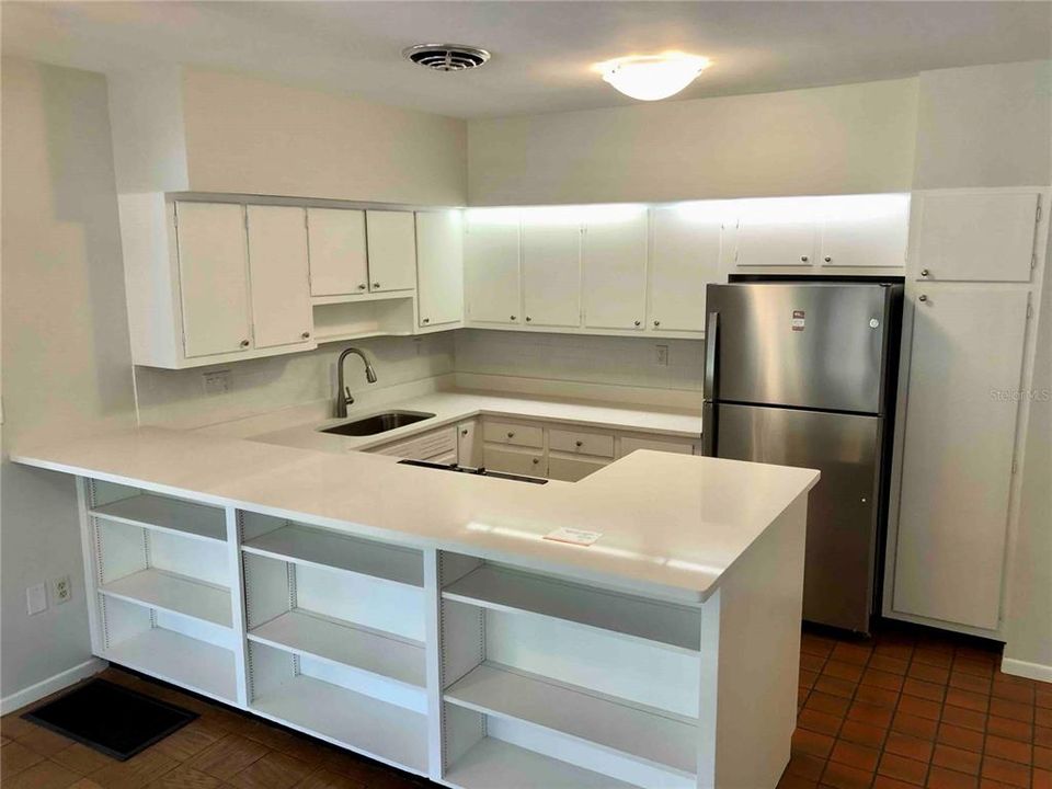 Recently Rented: $1,999 (2 beds, 2 baths, 1253 Square Feet)