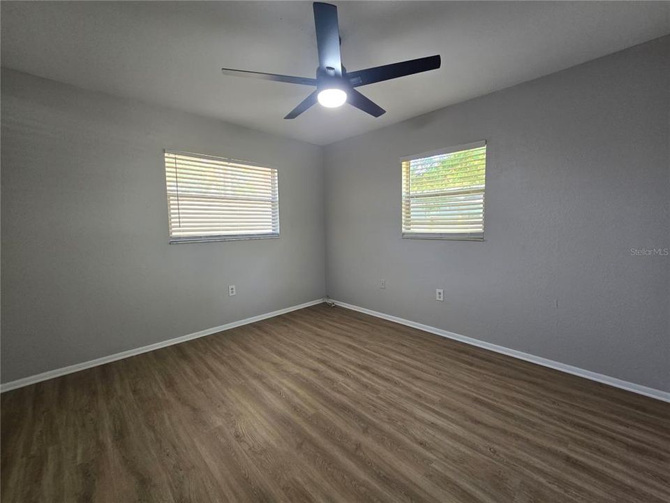 For Rent: $1,750 (2 beds, 1 baths, 875 Square Feet)