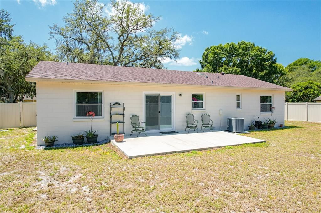 Recently Sold: $325,000 (3 beds, 2 baths, 1158 Square Feet)