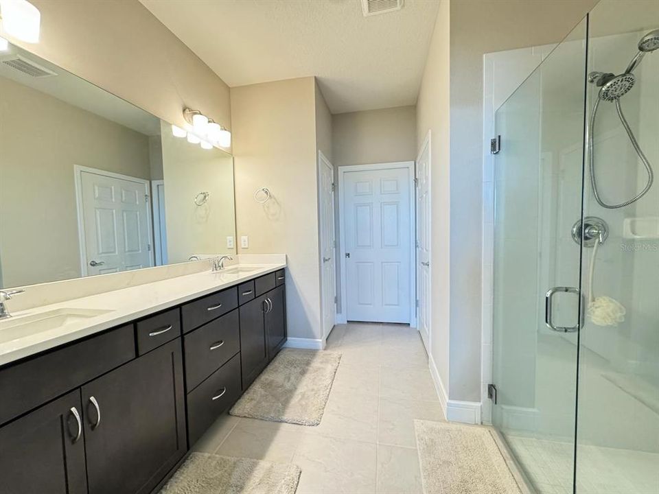 For Sale: $449,999 (2 beds, 2 baths, 1584 Square Feet)