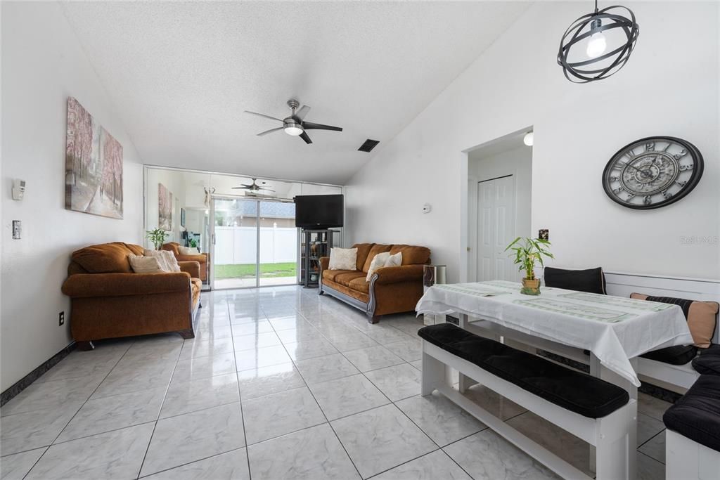 For Sale: $340,000 (3 beds, 2 baths, 1228 Square Feet)