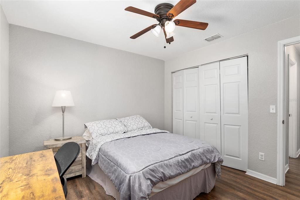 Active With Contract: $231,000 (3 beds, 2 baths, 1278 Square Feet)