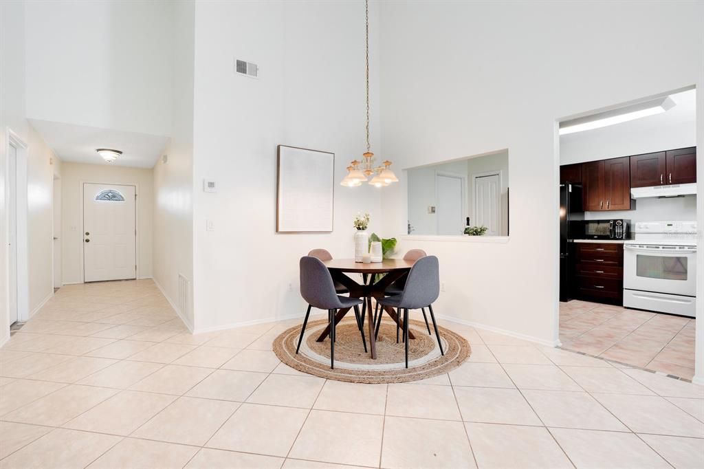 Active With Contract: $352,500 (3 beds, 2 baths, 1226 Square Feet)