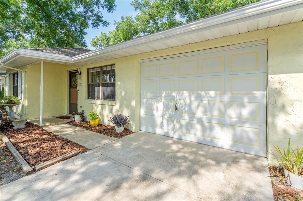 1 Car Garage with Garage Door Opener