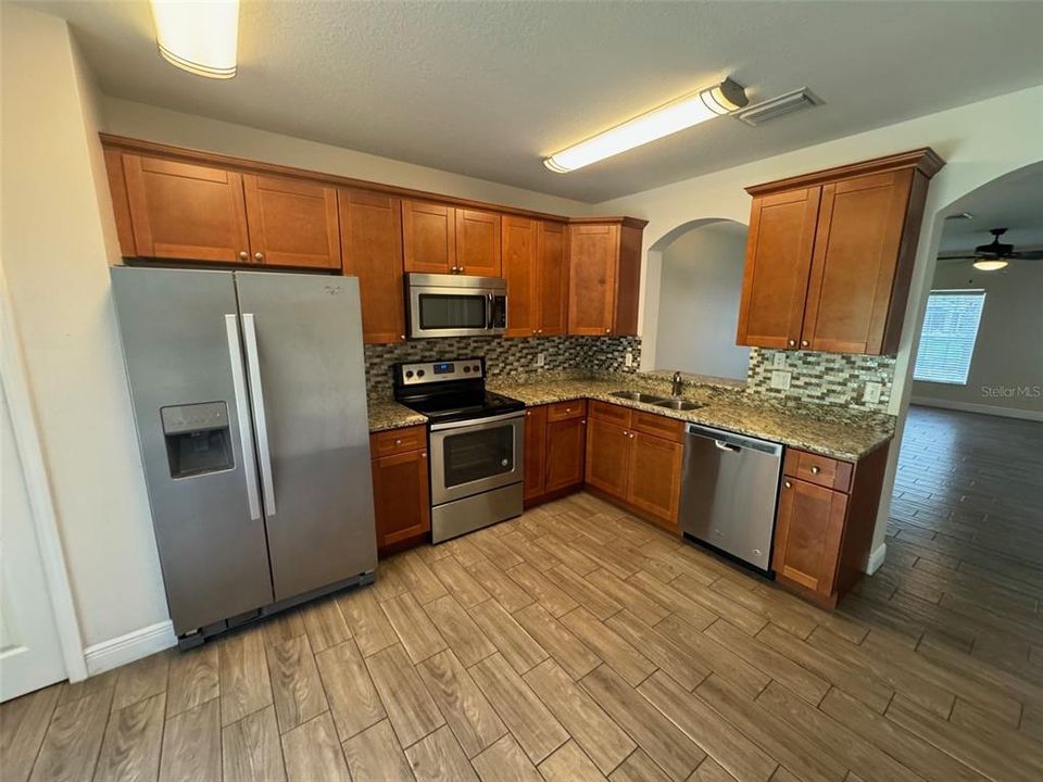 Recently Rented: $1,795 (2 beds, 2 baths, 1248 Square Feet)