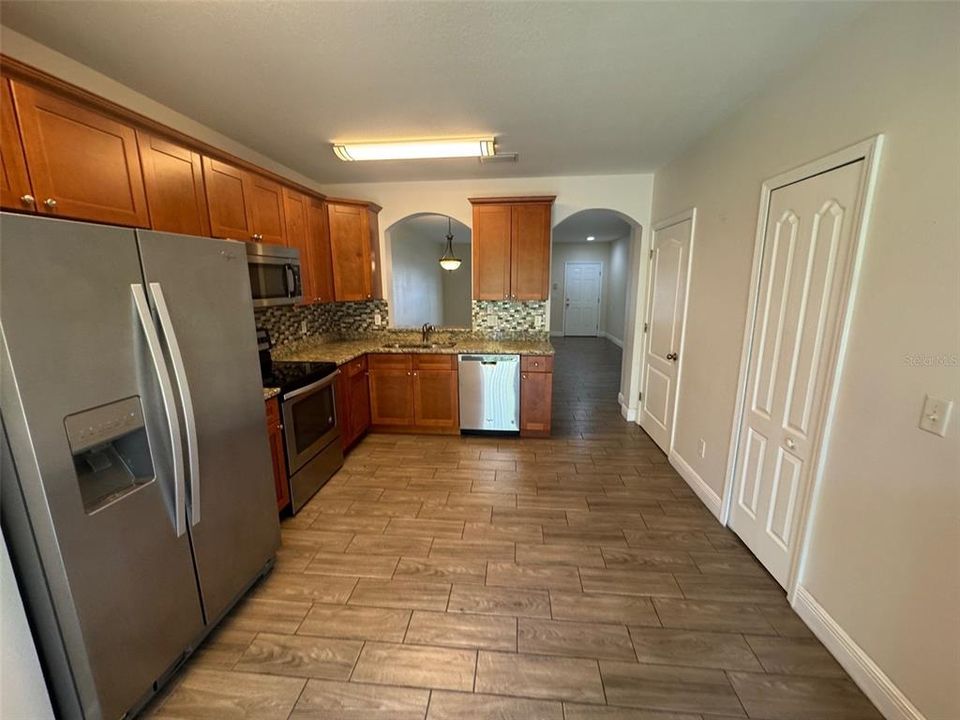 Recently Rented: $1,795 (2 beds, 2 baths, 1248 Square Feet)