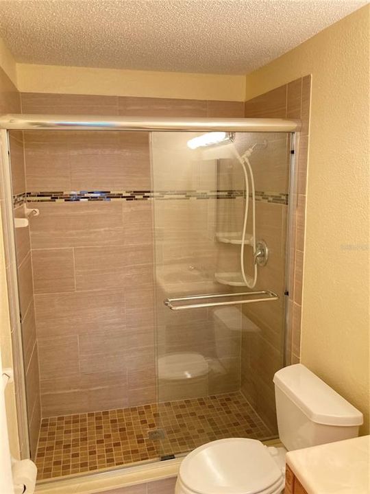 出租: $1,550 (2 贝兹, 2 浴室, 1100 平方英尺)