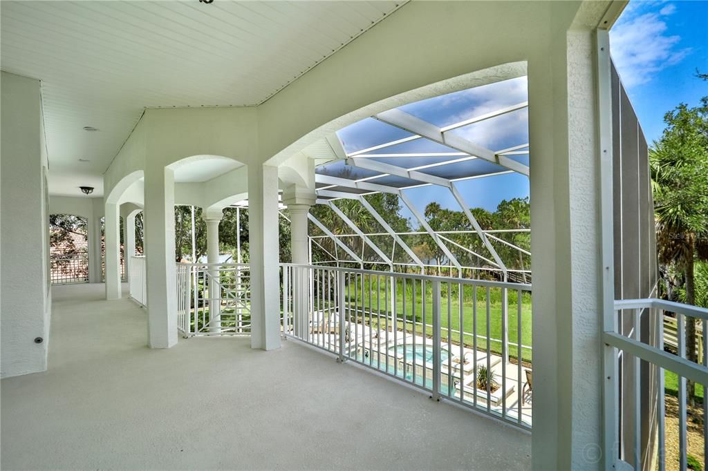 Balcony overlooking Intracoastal waterway