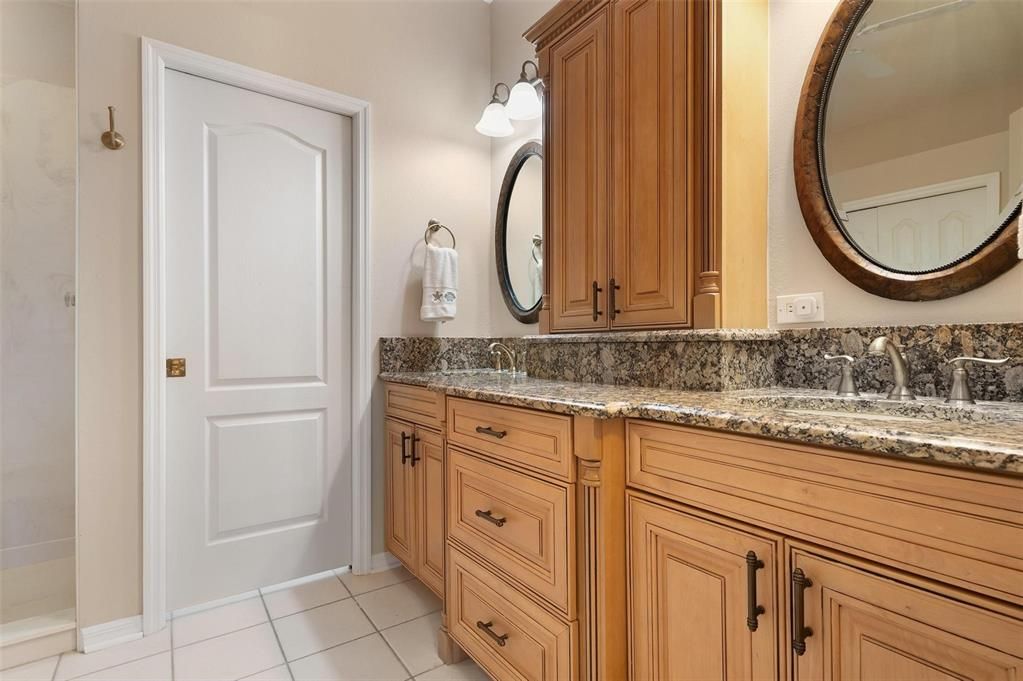 Primary bathroom, redone, dual sinks, beautiful cabinets, toilet closet