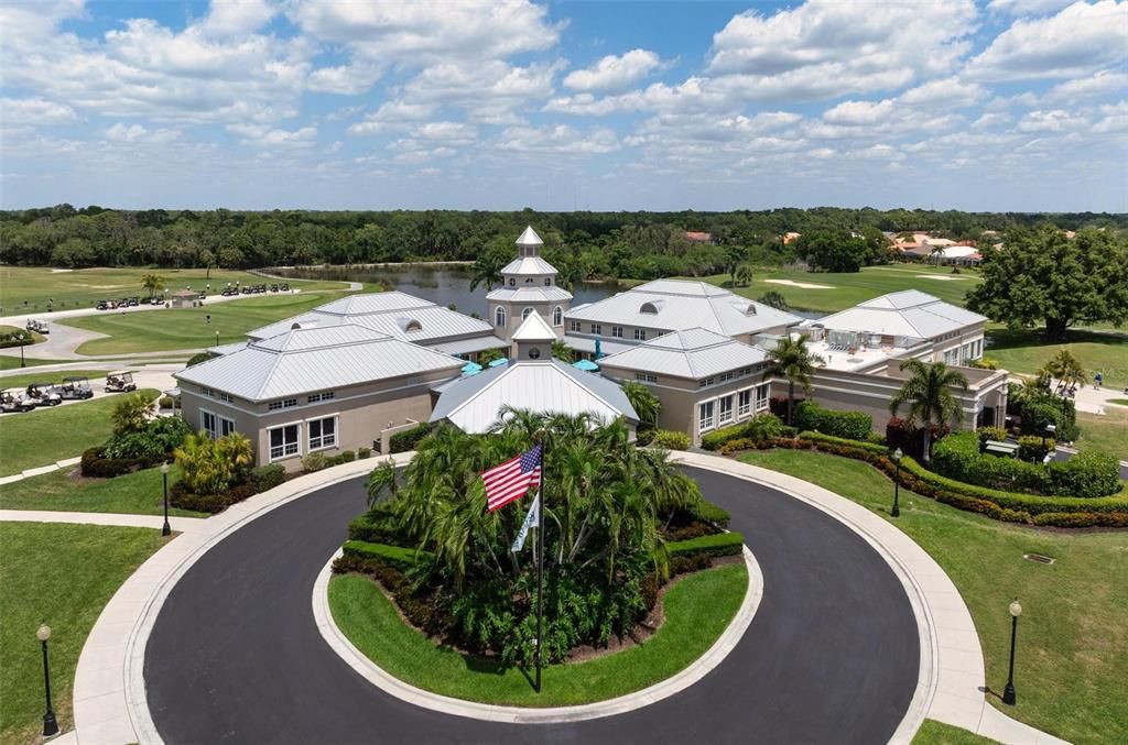 Pelican Pointe Golf & Country Club