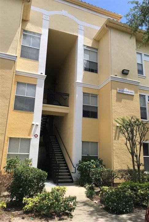 Active With Contract: $1,750 (2 beds, 2 baths, 1111 Square Feet)