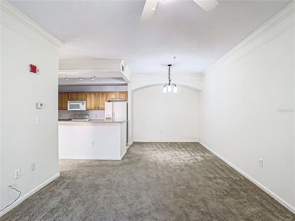 For Sale: $220,000 (1 beds, 1 baths, 790 Square Feet)