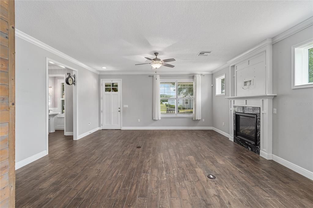 Living Room with Gas Fireplace