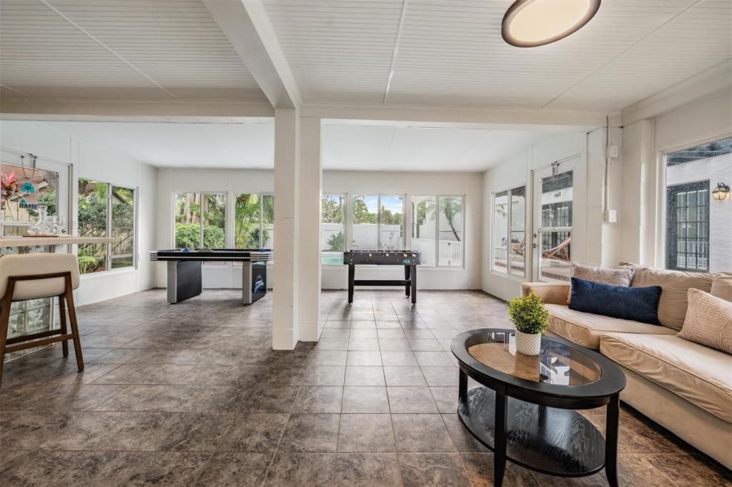 Active With Contract: $1,899,000 (5 beds, 4 baths, 4946 Square Feet)