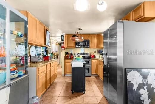 For Sale: $345,000 (3 beds, 1 baths, 1152 Square Feet)