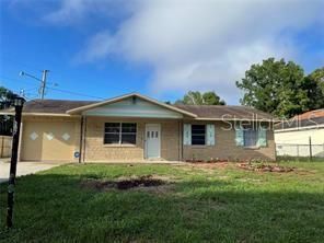 Active With Contract: $250,000 (4 beds, 2 baths, 1884 Square Feet)