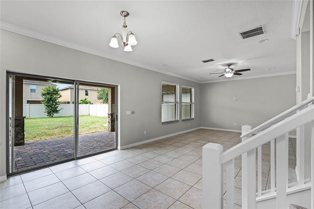 Active With Contract: $489,000 (4 beds, 2 baths, 2414 Square Feet)