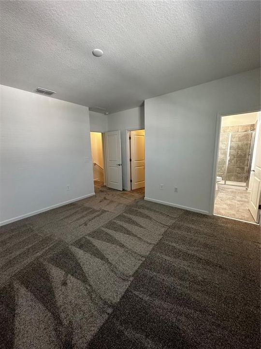 For Rent: $2,700 (3 beds, 2 baths, 1755 Square Feet)