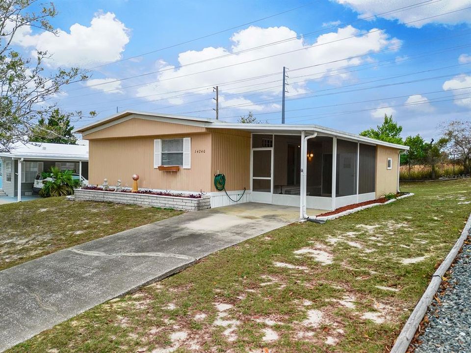 For Sale: $185,000 (3 beds, 2 baths, 1152 Square Feet)