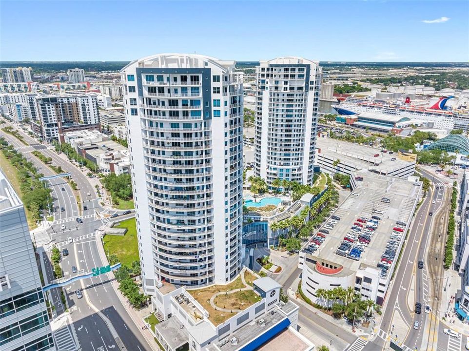 For Sale: $1,200,000 (3 beds, 3 baths, 1733 Square Feet)