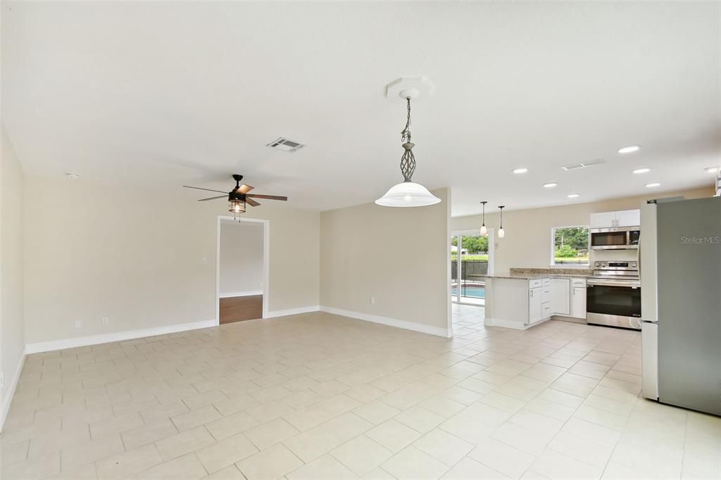 Active With Contract: $449,900 (4 beds, 2 baths, 1917 Square Feet)