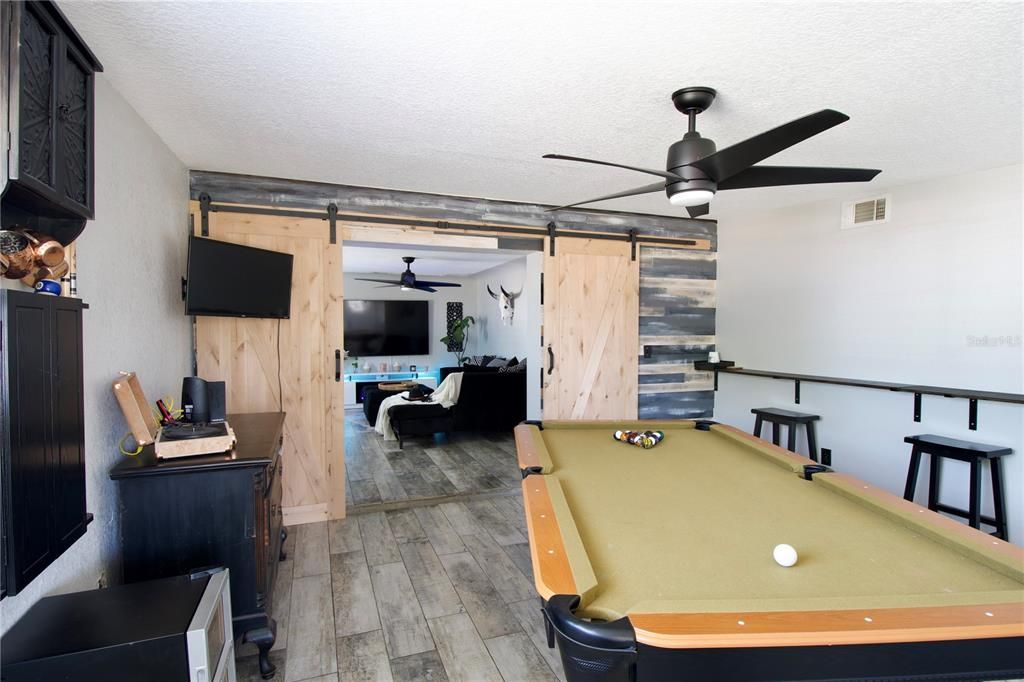 For Sale: $314,900 (3 beds, 2 baths, 2022 Square Feet)