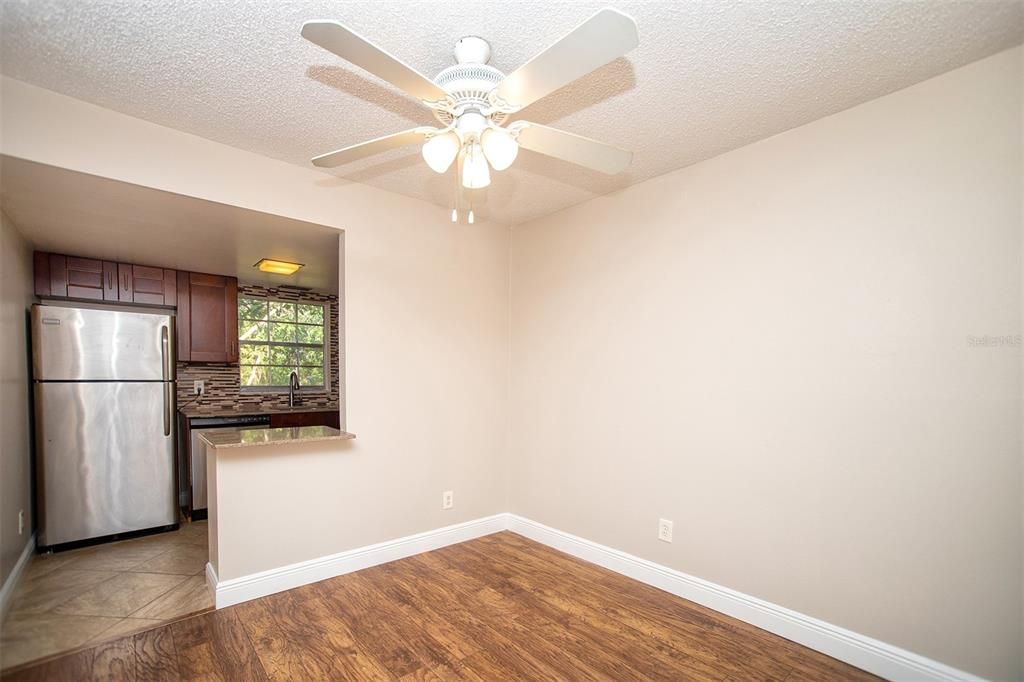 For Rent: $1,400 (1 beds, 1 baths, 680 Square Feet)