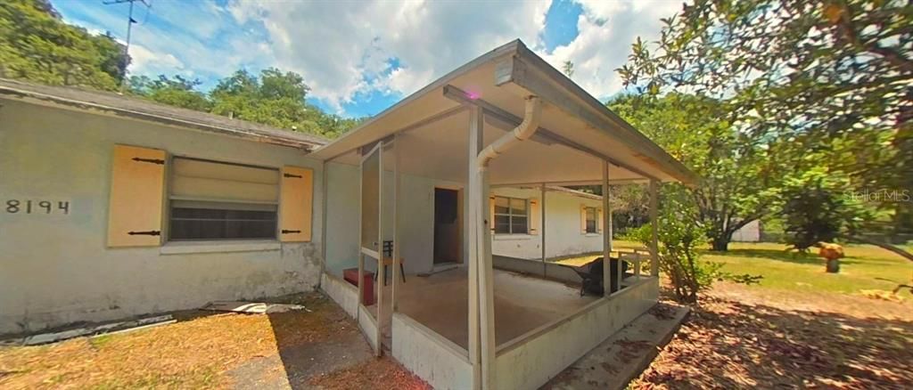 Active With Contract: $269,900 (3 beds, 3 baths, 1998 Square Feet)