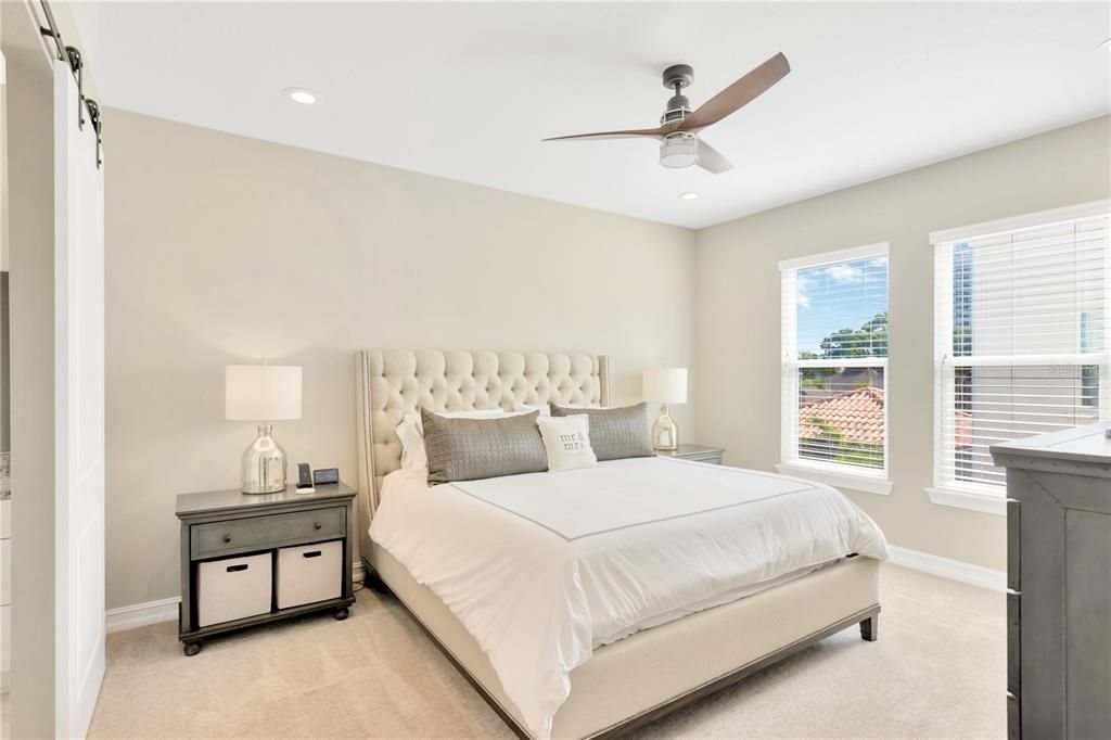 Active With Contract: $879,800 (3 beds, 3 baths, 2584 Square Feet)