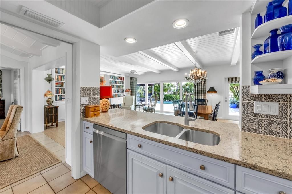 Active With Contract: $1,899,999 (3 beds, 2 baths, 2337 Square Feet)