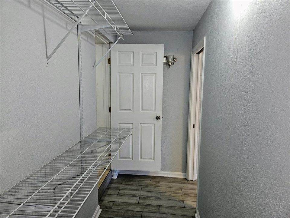 For Rent: $1,300 (1 beds, 1 baths, 508 Square Feet)