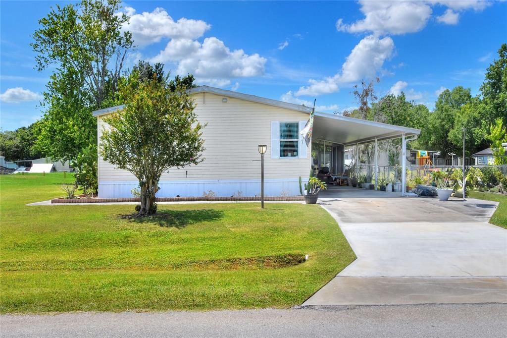 Active With Contract: $219,900 (3 beds, 2 baths, 1512 Square Feet)