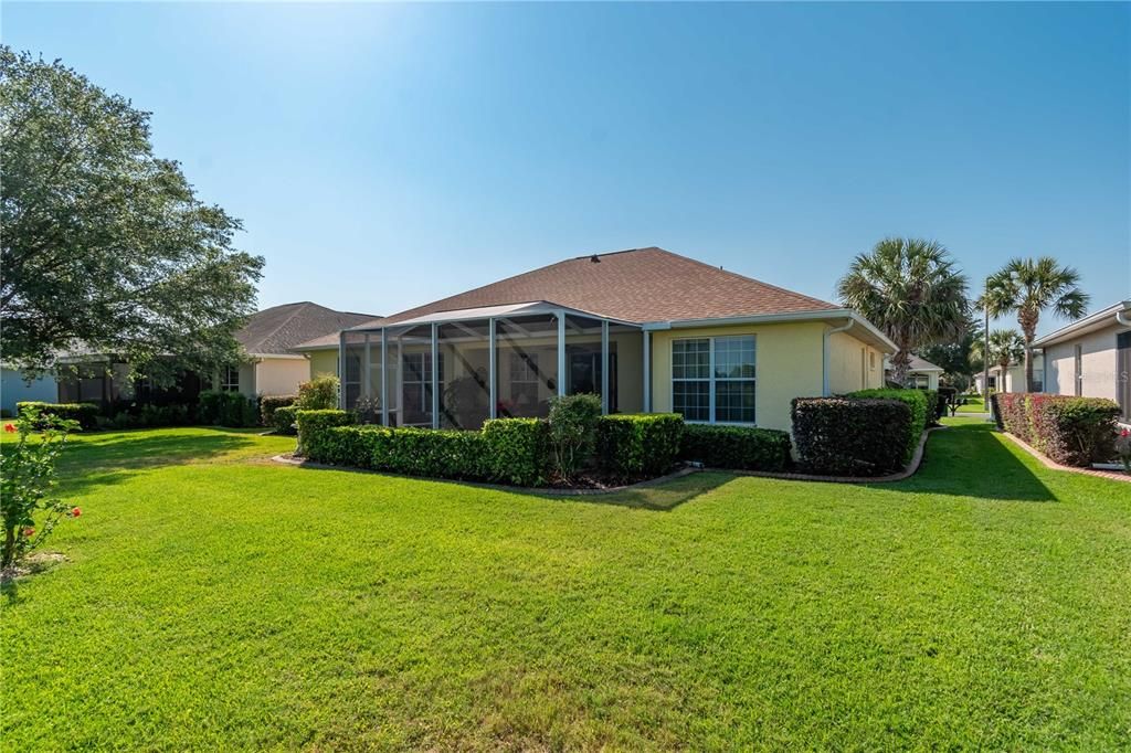 Active With Contract: $400,000 (3 beds, 2 baths, 1934 Square Feet)