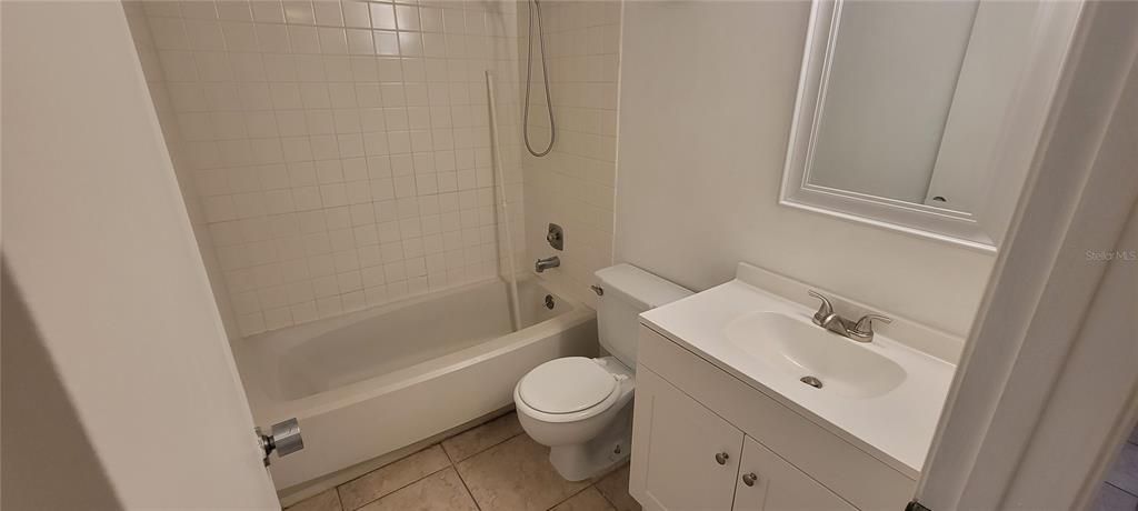 For Rent: $1,500 (2 beds, 2 baths, 897 Square Feet)