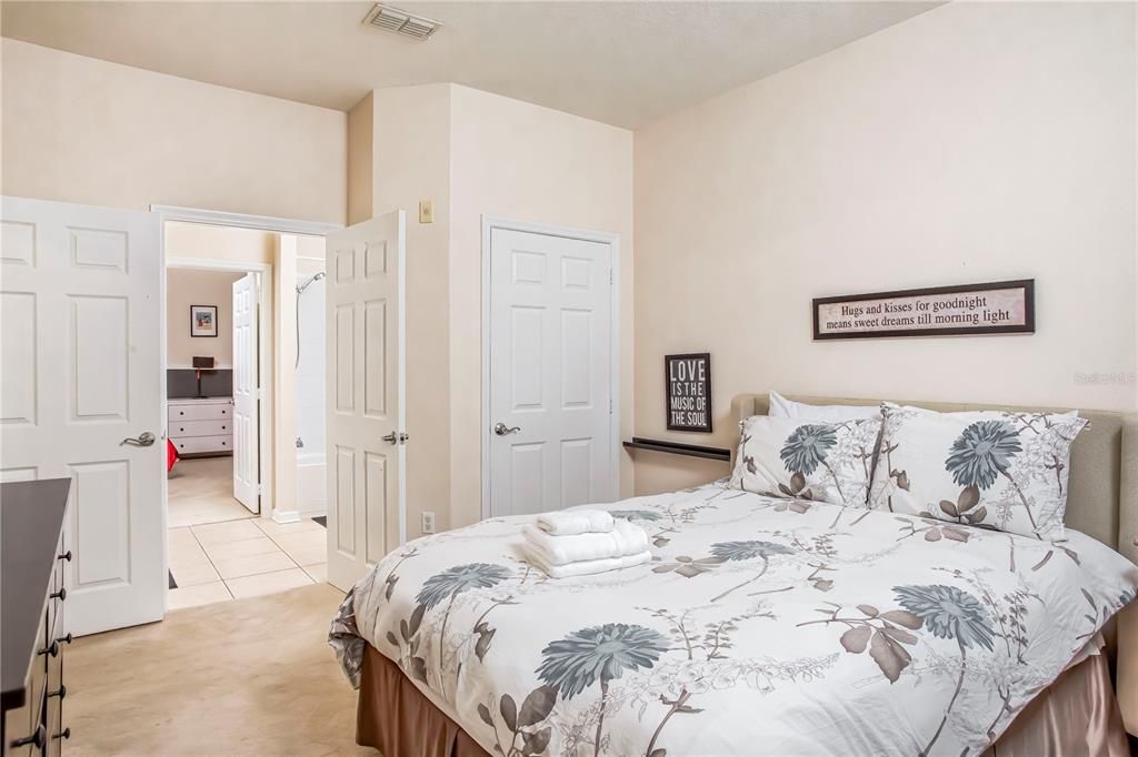 For Sale: $579,000 (3 beds, 2 baths, 1247 Square Feet)