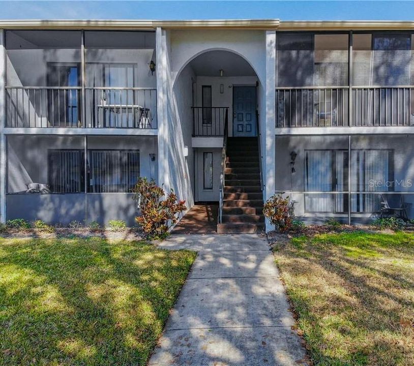 Recently Rented: $1,750 (2 beds, 2 baths, 1111 Square Feet)