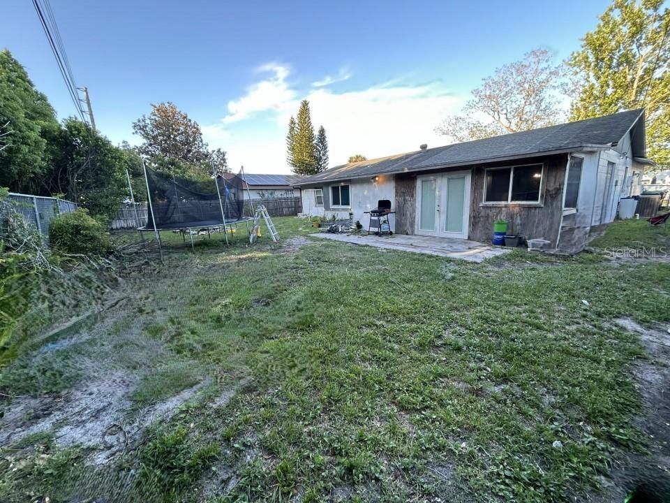 For Sale: $319,000 (3 beds, 2 baths, 1568 Square Feet)