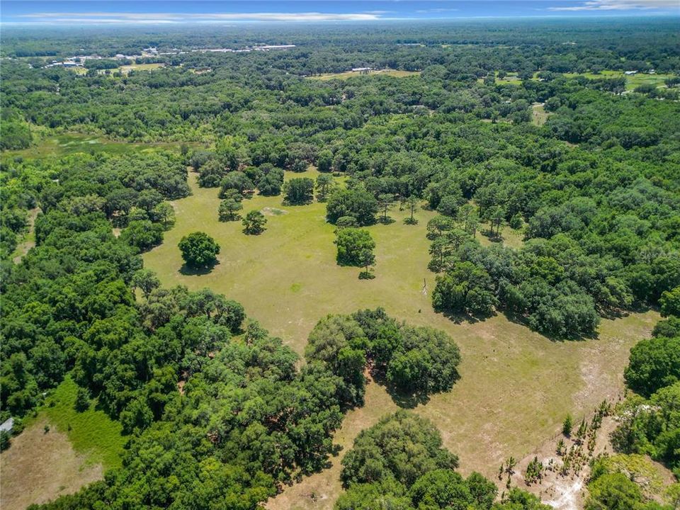 En Venta: $1,500,000 (20.35 acres)