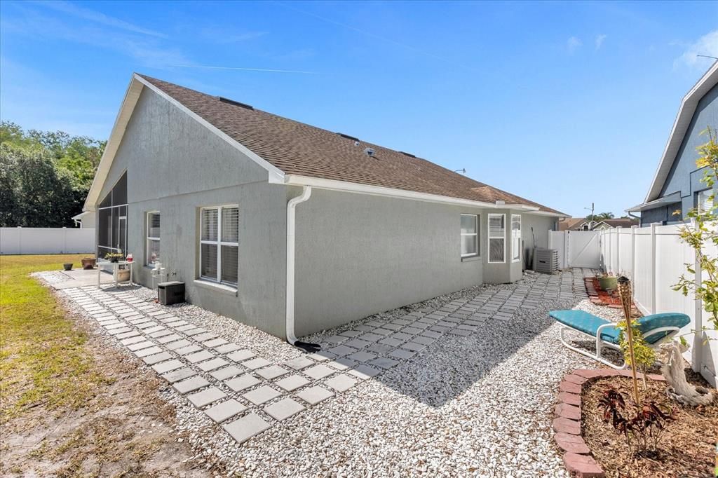 Active With Contract: $410,000 (4 beds, 2 baths, 2023 Square Feet)