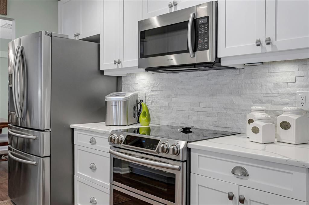 Beautifully updated kitchen