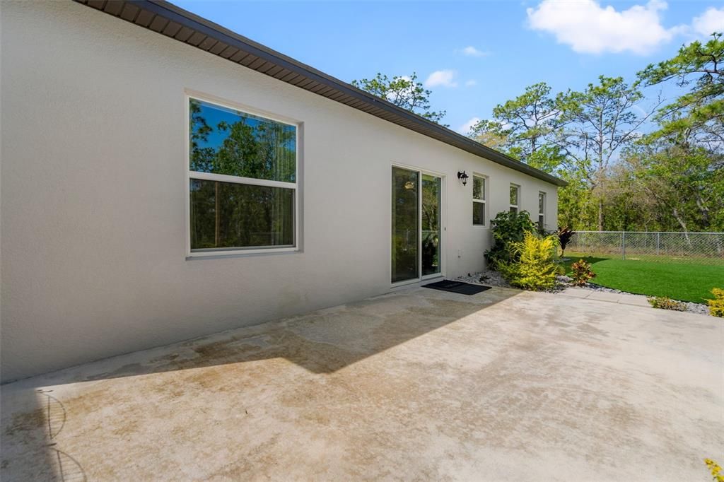 Recently Sold: $375,000 (3 beds, 2 baths, 1600 Square Feet)