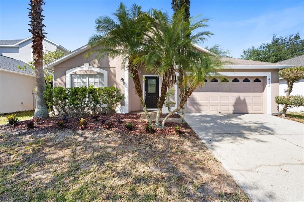 Active With Contract: $412,900 (4 beds, 2 baths, 1974 Square Feet)