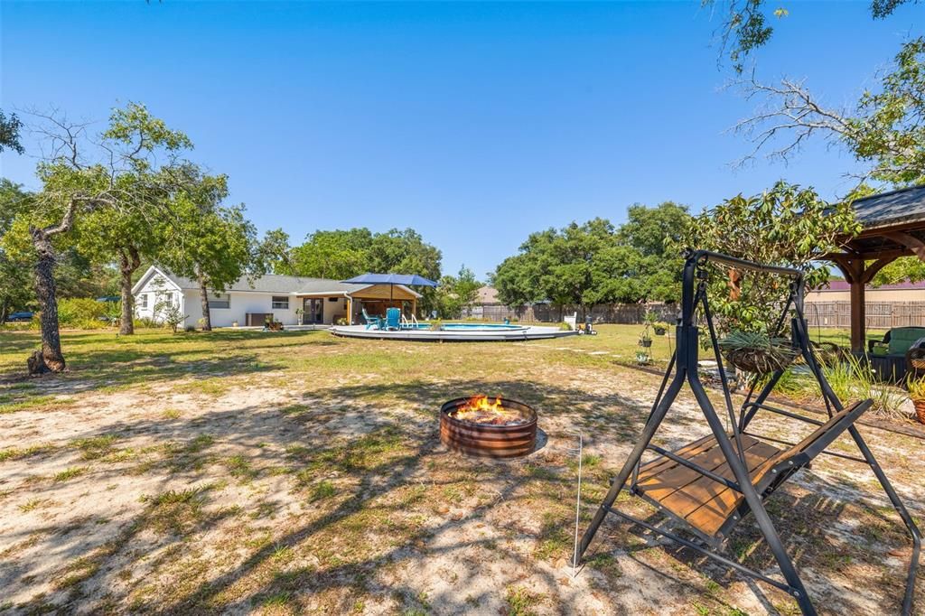 Recently Sold: $405,000 (3 beds, 2 baths, 1470 Square Feet)