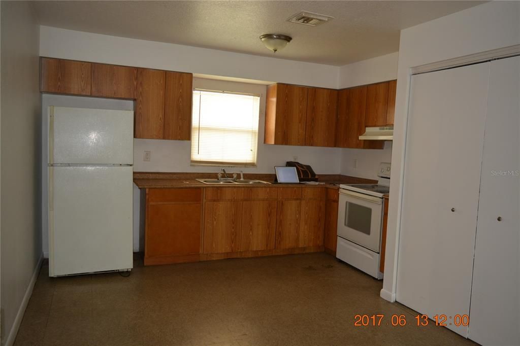 For Sale: $249,000 (0 beds, 0 baths, 2136 Square Feet)