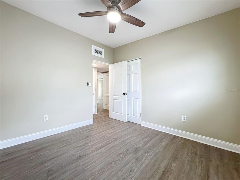 For Sale: $289,000 (3 beds, 1 baths, 1168 Square Feet)