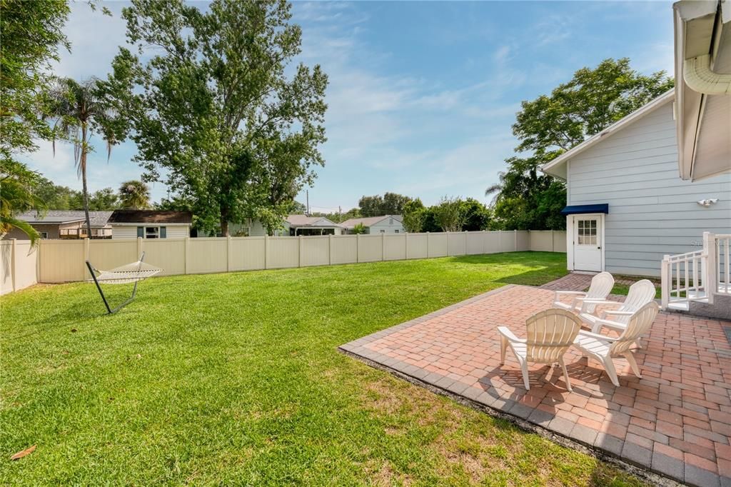 Large Fully Fenced Rear Yard