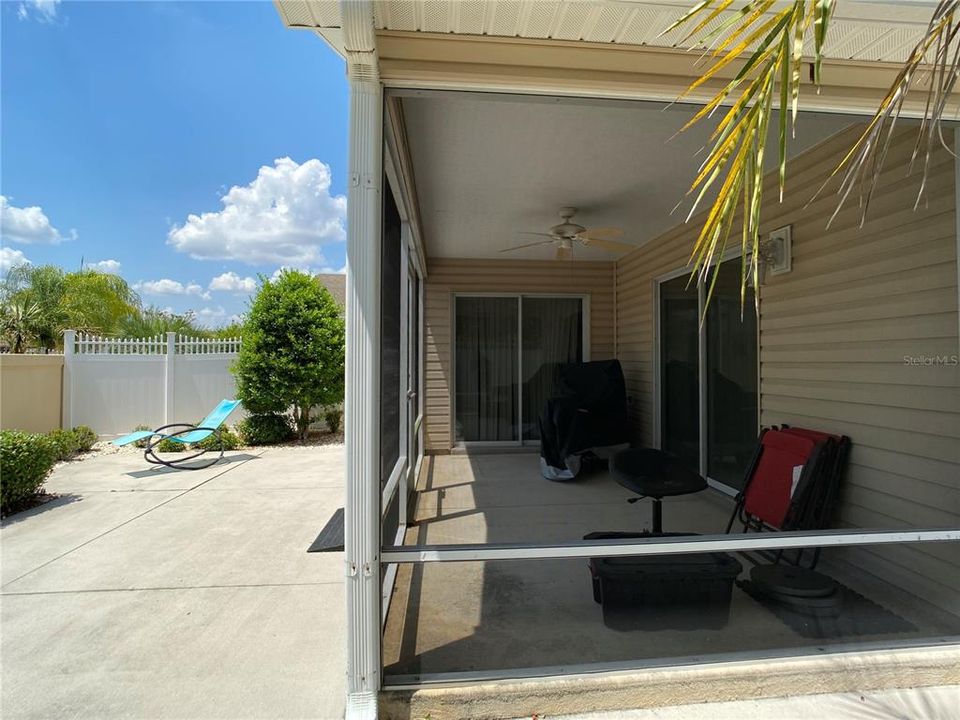 For Sale: $379,900 (3 beds, 2 baths, 1397 Square Feet)