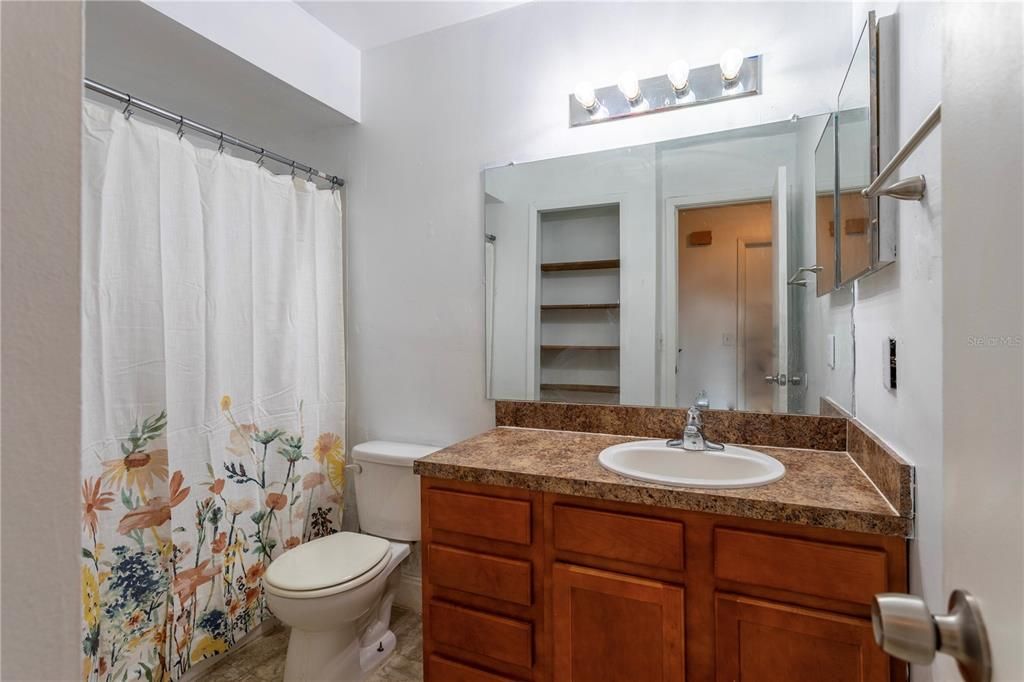 Recently Sold: $335,000 (3 beds, 2 baths, 1505 Square Feet)